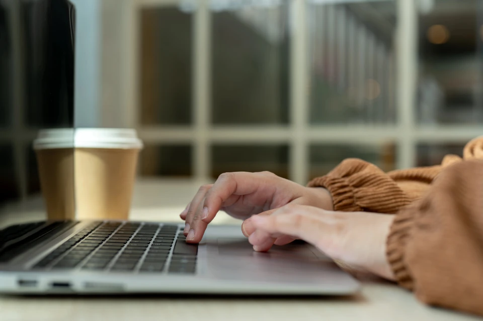 Právníci online - Poradna na české právo